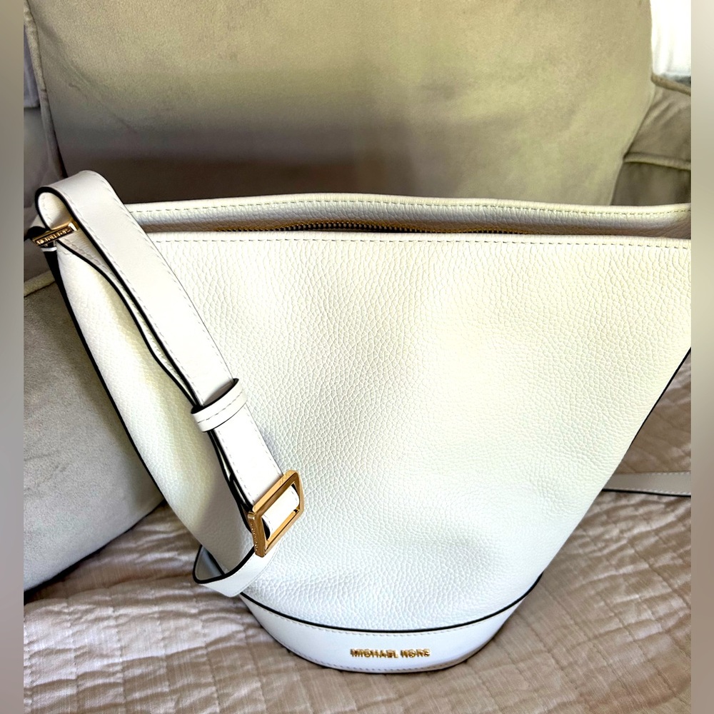 Michael Kors white leather cross body bag.